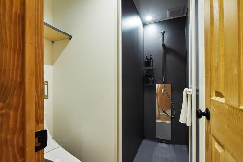 Double Room - No Cleaning for Consecutive Night Stays image 10
