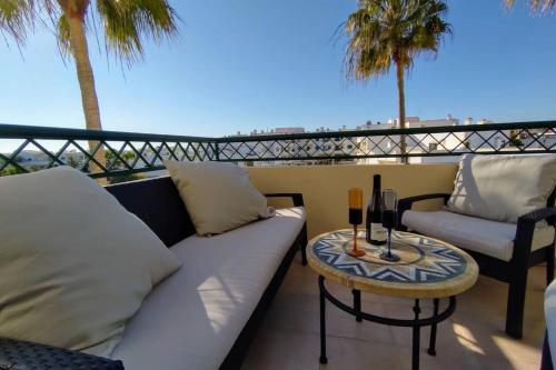 "Quinta da Praia" by LTS - 2F in Torralta