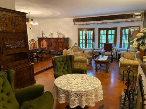 . Esuri Chalet 300m con 1000m parcela privada a 8min de Puy Du Fou