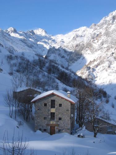  Albergue Peña Castil in Sotres