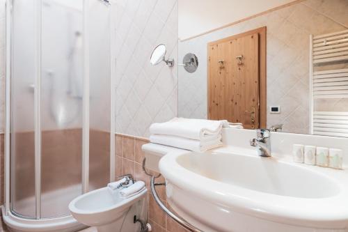 Hotel Chalet Corso Room Type - Standard Double Room