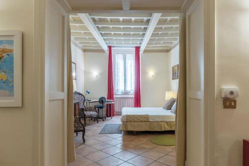 Fontanella Borghese - 2 minutes walk by Spanish Steps! - image 9