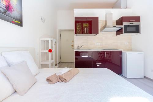 Alessia's Flat - Certosa - image 5