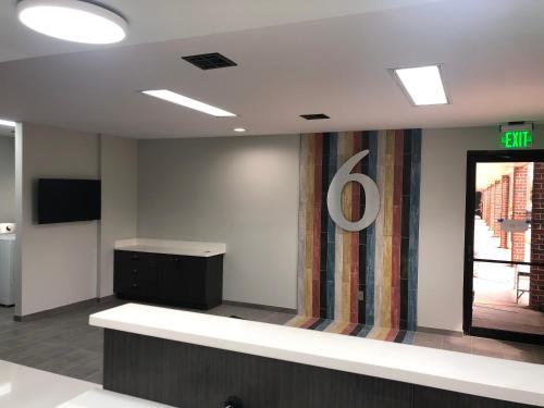 Lobby, Studio6 Waco, TX - Downtown - Baylor in Waco City Center