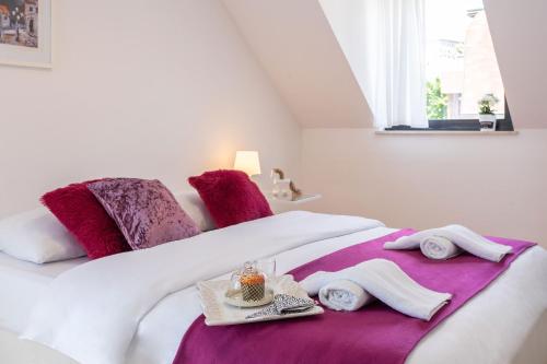 Rooms 88 Room Type - Standard Queen Room