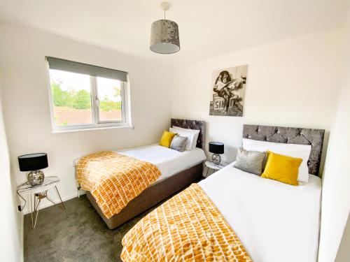 Contractor House - Free Parking - Garden - CMK by Comfy Workers gîte à louer Acute Mental Illness Unit