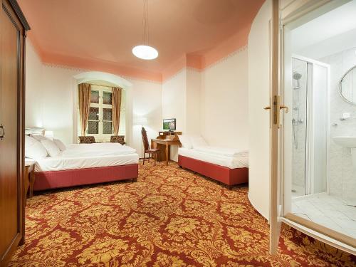 Triple Room with View
