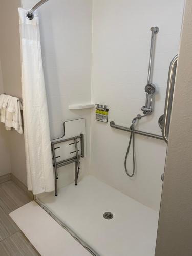 Holiday Inn Express & Suites Atlanta Airport NE - Hapeville, an IHG Hotel in Atlanta, USA