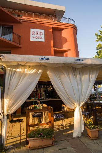 Red Hotel - image 3