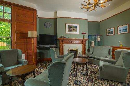 Foyers Bay House