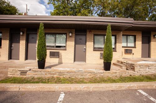 Vedere exterior, Motel Newstar Laval in Laval