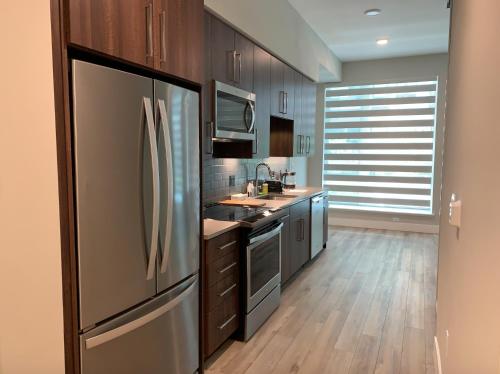 Palo Alto Luxury 1bd 1bth Apartment with Pool and Amenities - image 5