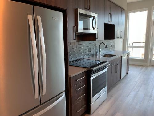 Palo Alto Luxury 1bd 1bth Apartment with Pool and Amenities - image 4