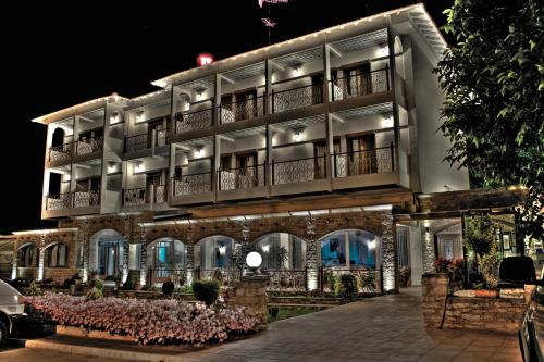 Nefeli Hotel - image 8
