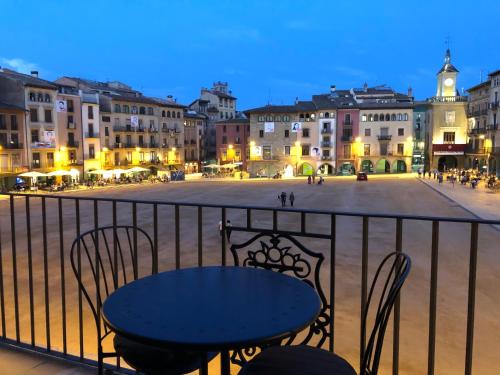ทัศนียภาพ, Apartaments Vicus 3 con vistas a la Plaza Mayor de Vic in วิค