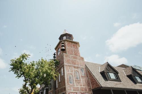 Exterior view, The Winston Solvang in Solvang (CA)