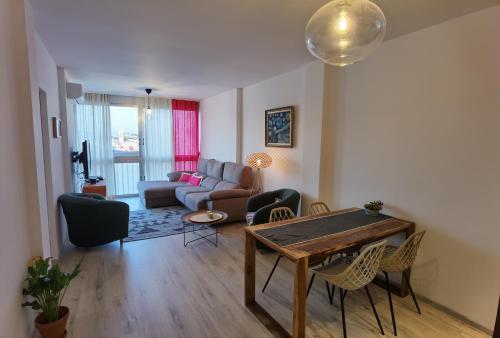  Apartamento del Azahar in Playa de Gandia