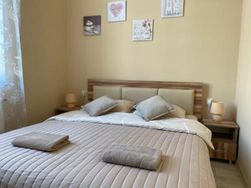 Opera House Apartment - image 3