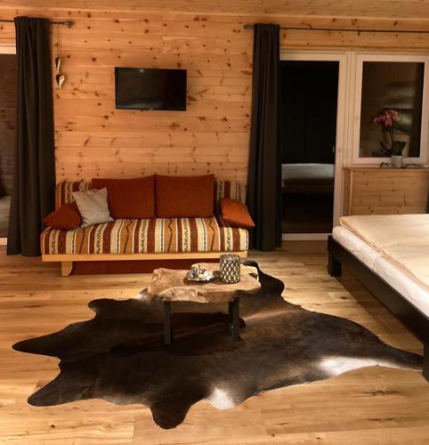  Zirben Appartement zwischen Berg und See in Steindorf am Ossiacher See