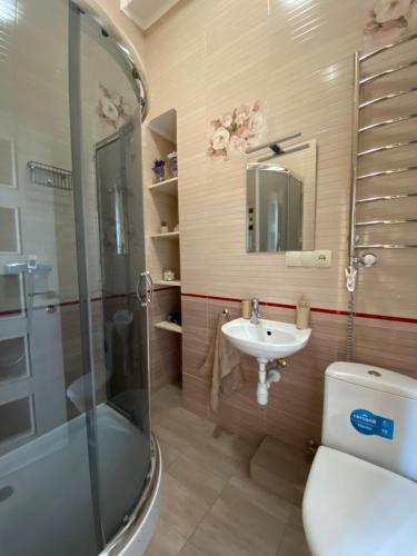 Opera House Apartment - image 5