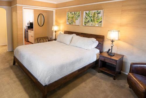 267190139 Harbor House Inn