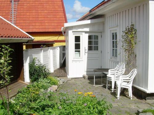 5 person holiday home in STR MSTAD