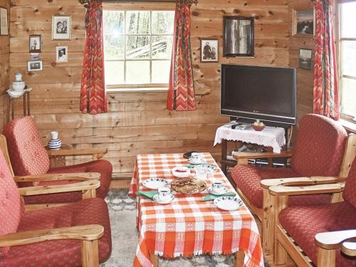 Two-Bedroom Holiday home in Brekke