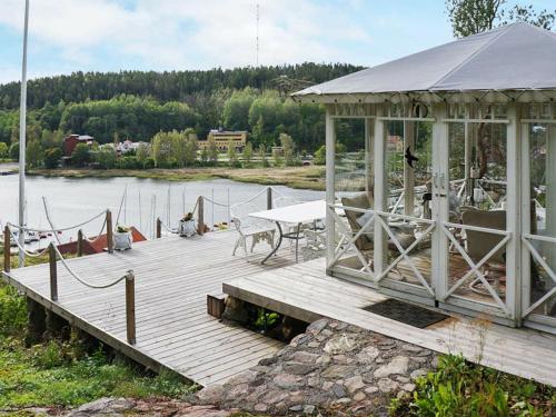 . 4 person holiday home in VALDEMARSVIK