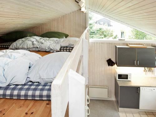 Three-Bedroom Holiday home in Hejls 7 - image 3