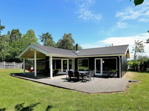 10 person holiday home in Gilleleje