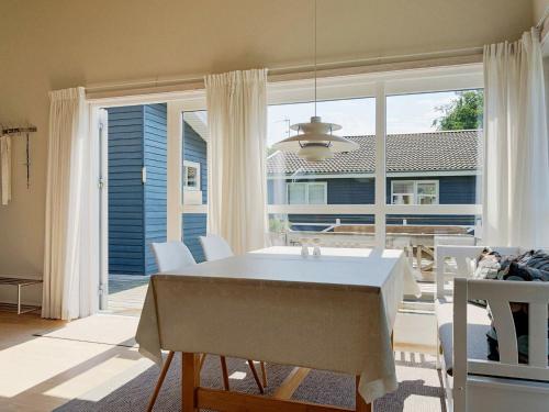 One-Bedroom Holiday home in Gudhjem 4 - image 7
