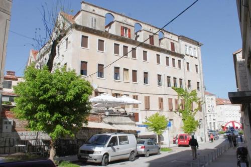 Apartments by the sea Split - 7602, Split (Foto 3)