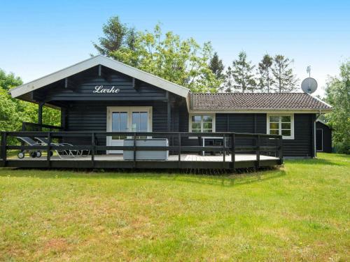  6 person holiday home in Alling bro in Nørager
