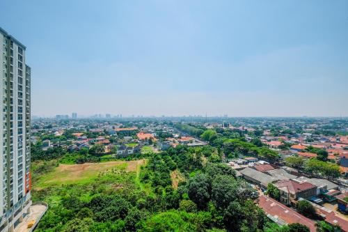 Cozy and Simple Living Studio Apartment at Cinere Resort By Travelio in Nord-Jakarta