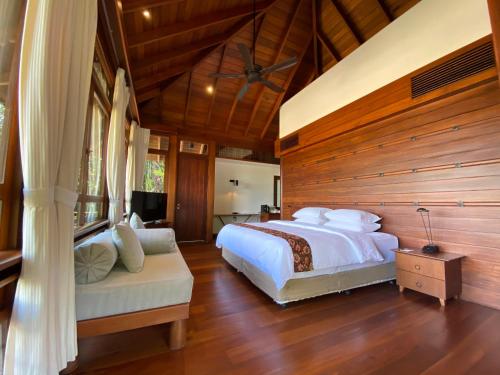 Guestroom, Saujana Private Villas in Datai Bay Area