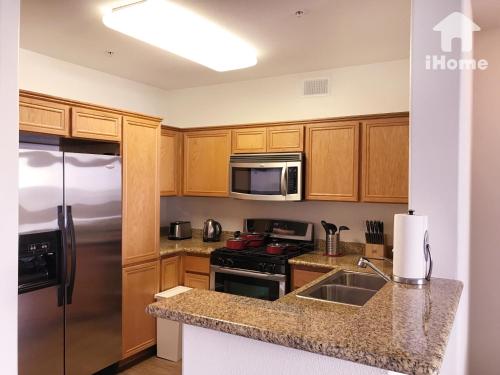 Perfect Apt near UCLA w Parking Gym Pool WIFI in Westwood B3, Los Angeles (fotografie 10)