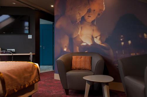 Comfort Hotel Sixteen