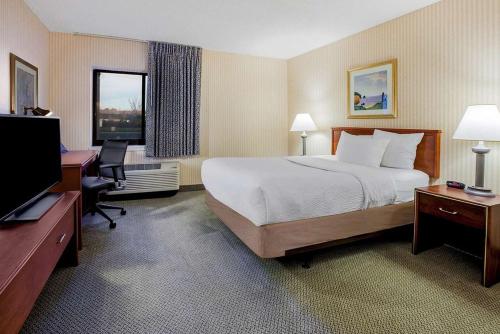 La Quinta Inn by Wyndham Detroit Southgate