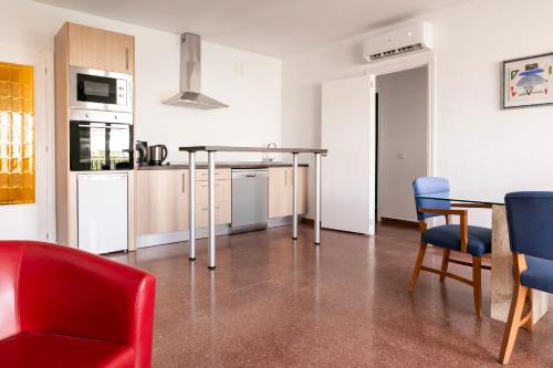 Alameda Principal FreshApartments by Bossh Apartments - image 14