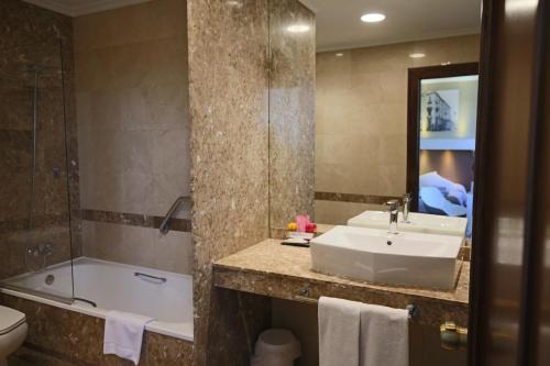 Gran Hotel España Atiram