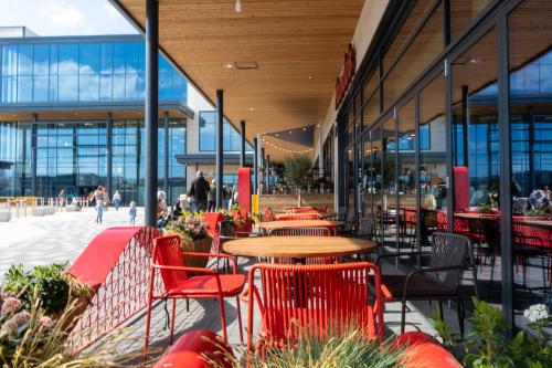 Chestnut Court - image 7