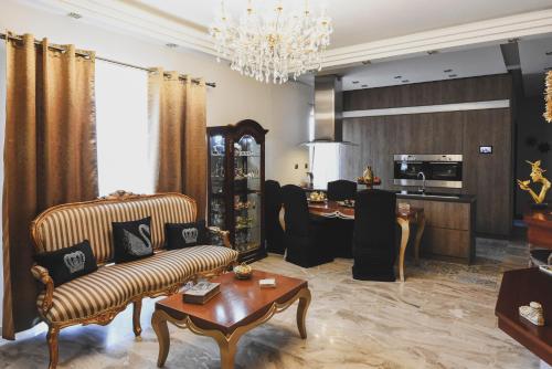 Luxurious 2BD flat with Palamidi Fortress Views