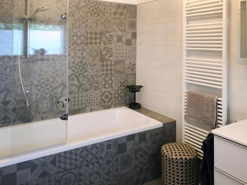 Shower, Villa Piccola in St. Andra