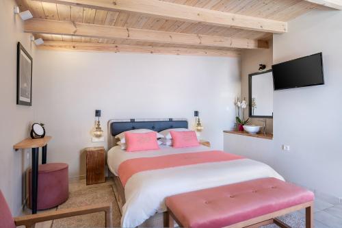  Viaggio Elegant Rooms in Chania