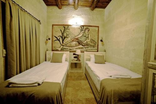 Caftan Cave Suites Room Type - Standard Twin Room