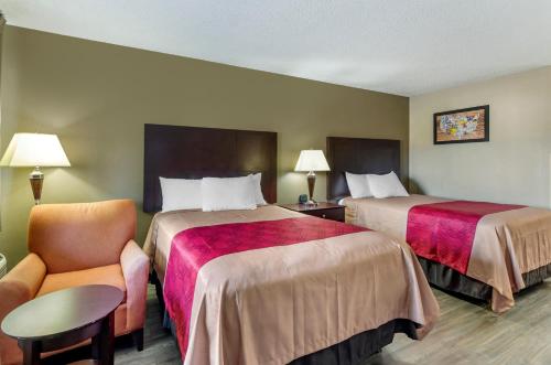 Econo Lodge Lynchburg - Accommodation