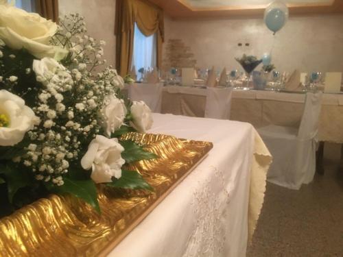 Hotel PINO LORICATO in 卡斯特羅威拉瑞