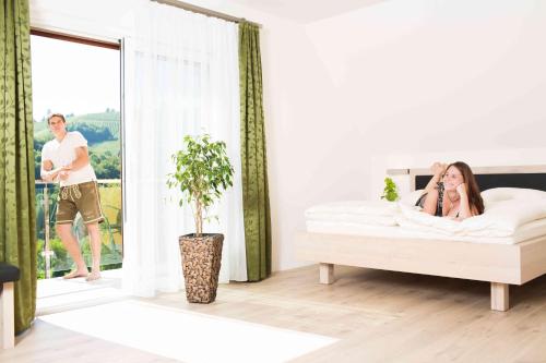 Weingut-Gästezimmer UHL - main image