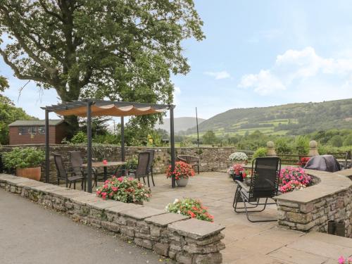 Pentre Barn - image 7