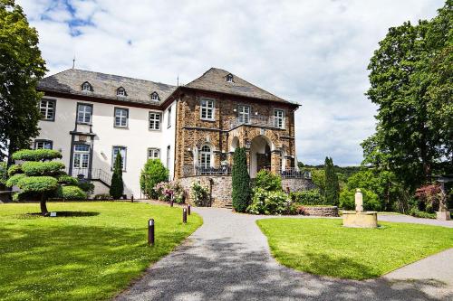 Schloss Hotel Burgbrohl